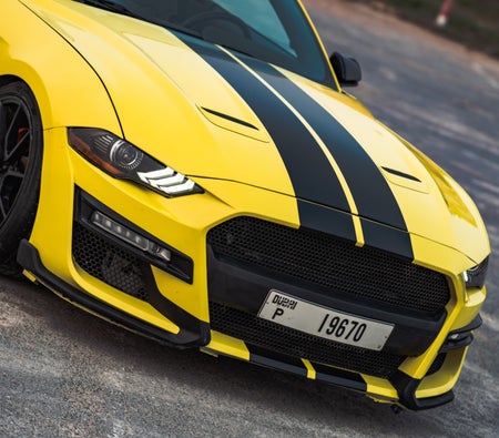 أصفر فورد موستنغ GT المكشوفة V8 2020